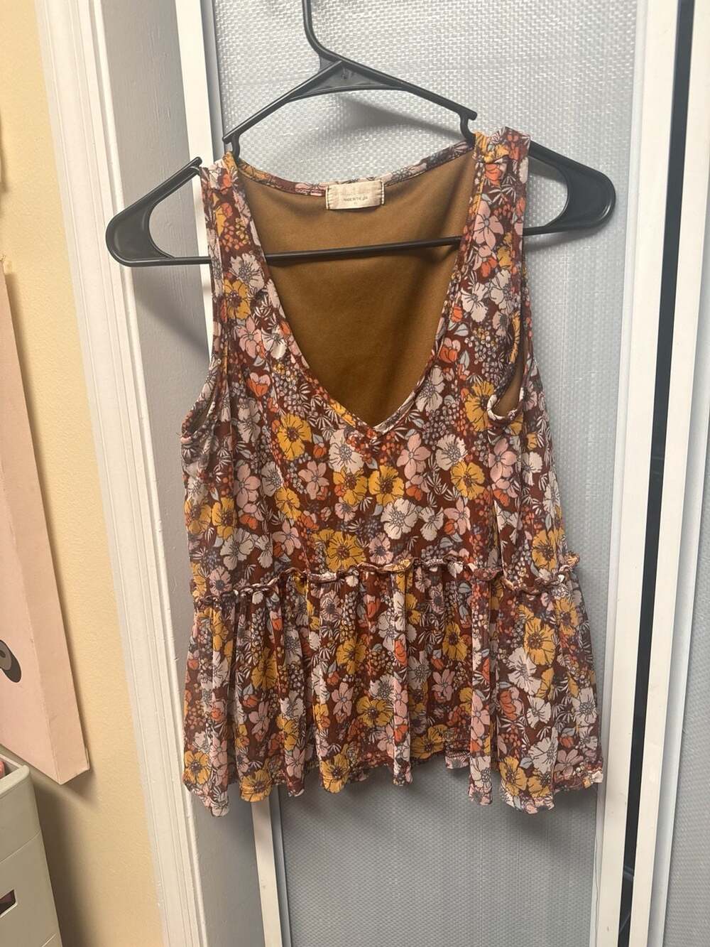 Altar'd State Floral Mesh Peplum V-Neck Tank Top Size M